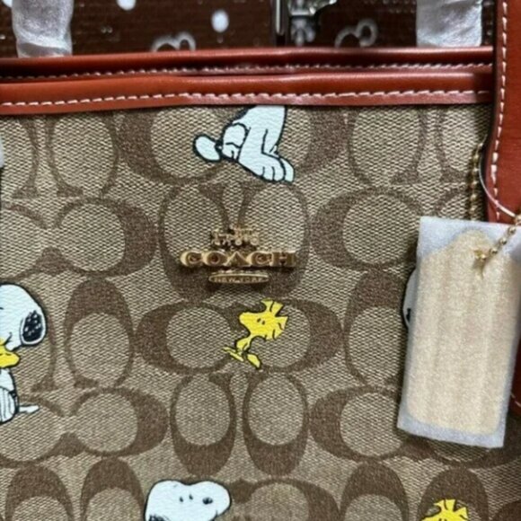 New Coach X Peanuts City Tote In With Snoopy Woodstock - Picture 2 of 6
